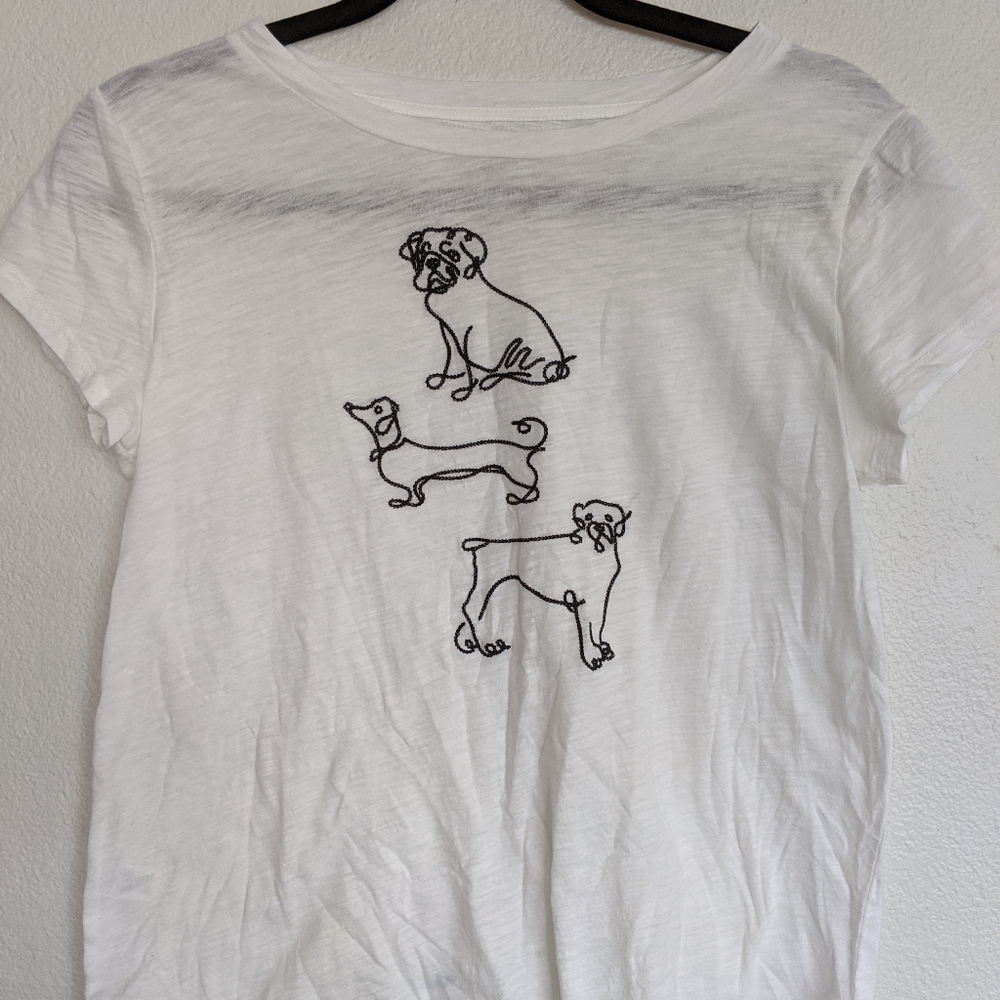 Embroidered dog t-shirt